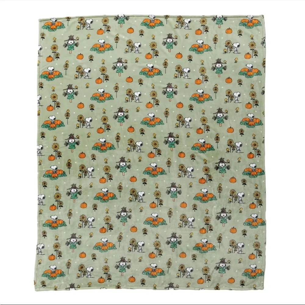 NWT-BERKSHIRE- Peanuts- Snoopy & Woodstock- Green Fall VelvetSoft Blanket 55x70